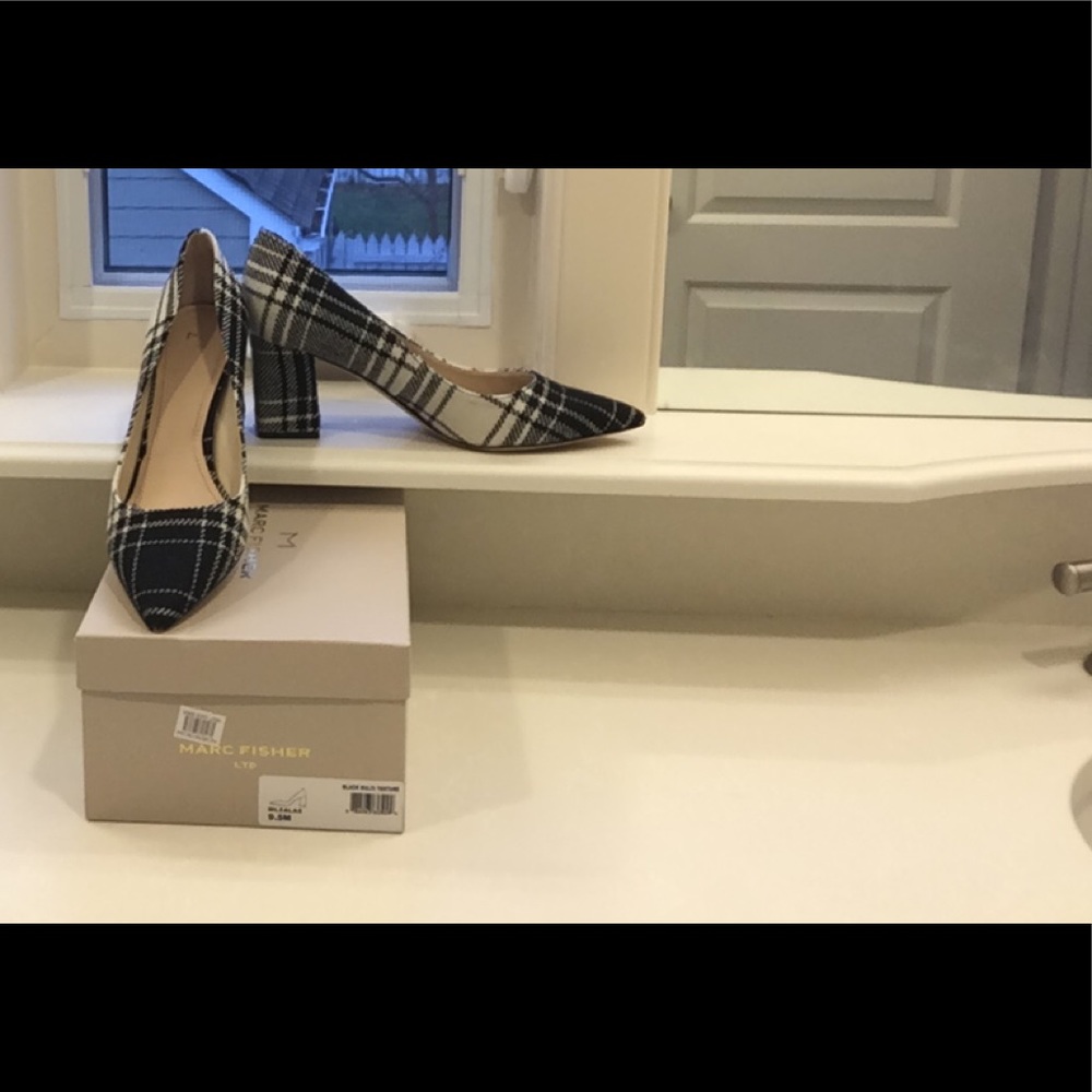 Marc Fisher Pumps